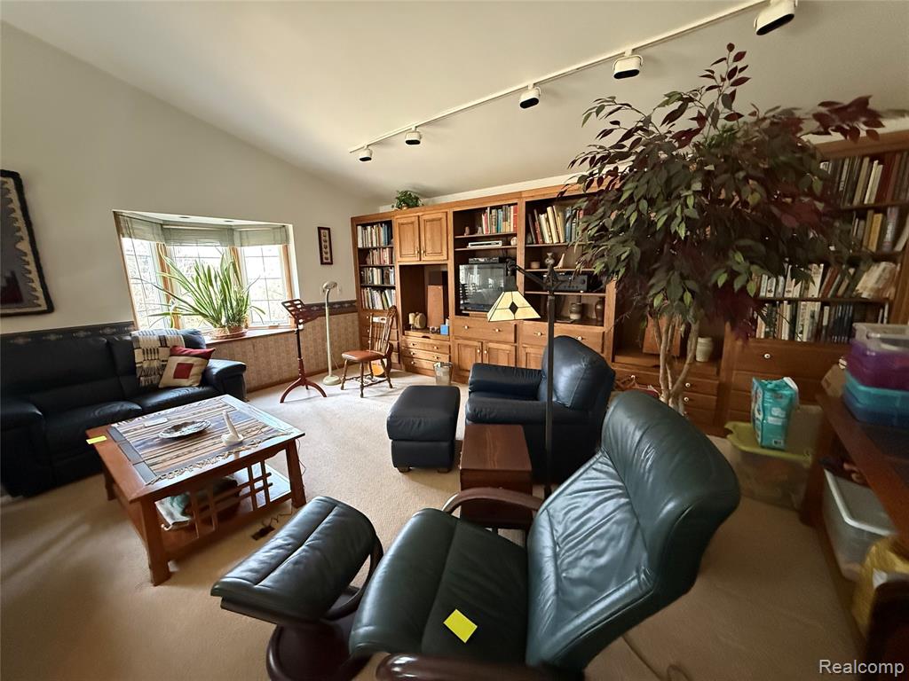 489 Chalfonte Avenue, Grosse Pointe Farms, MI 48236 — Photo 25