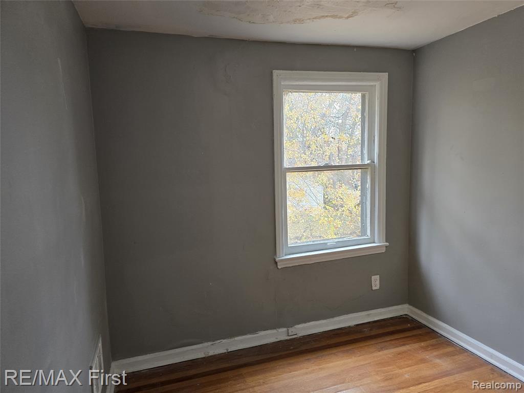 8239 Manor Street, Detroit, MI 48204 — Photo 8