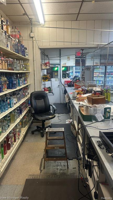 5102 9 Mile Rd, Warren, MI 48091 — Photo 19