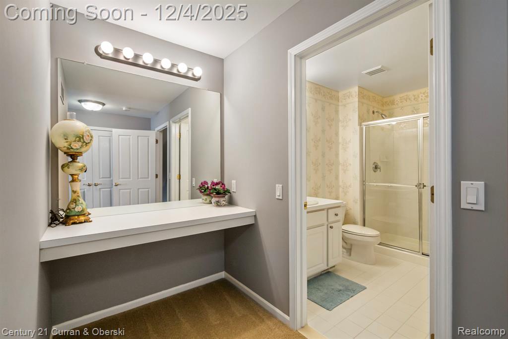 16925 Lochmoor Circle E, Northville, MI 48168 — Photo 38