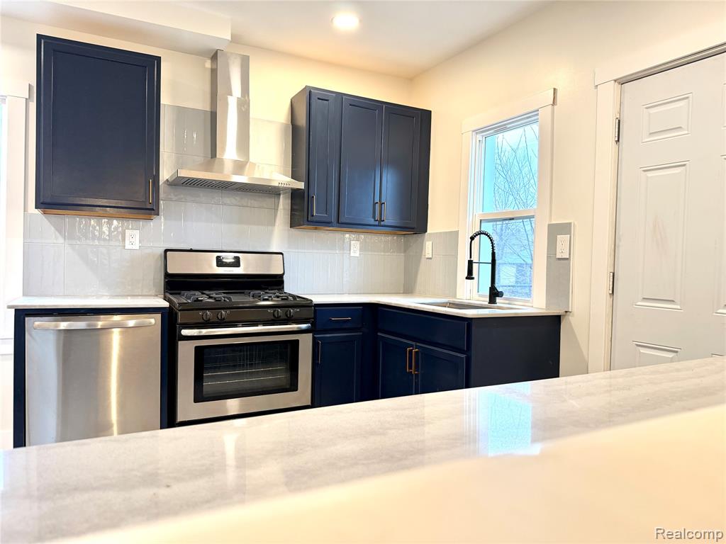 2256 Tuxedo Street, Detroit, MI, 48206