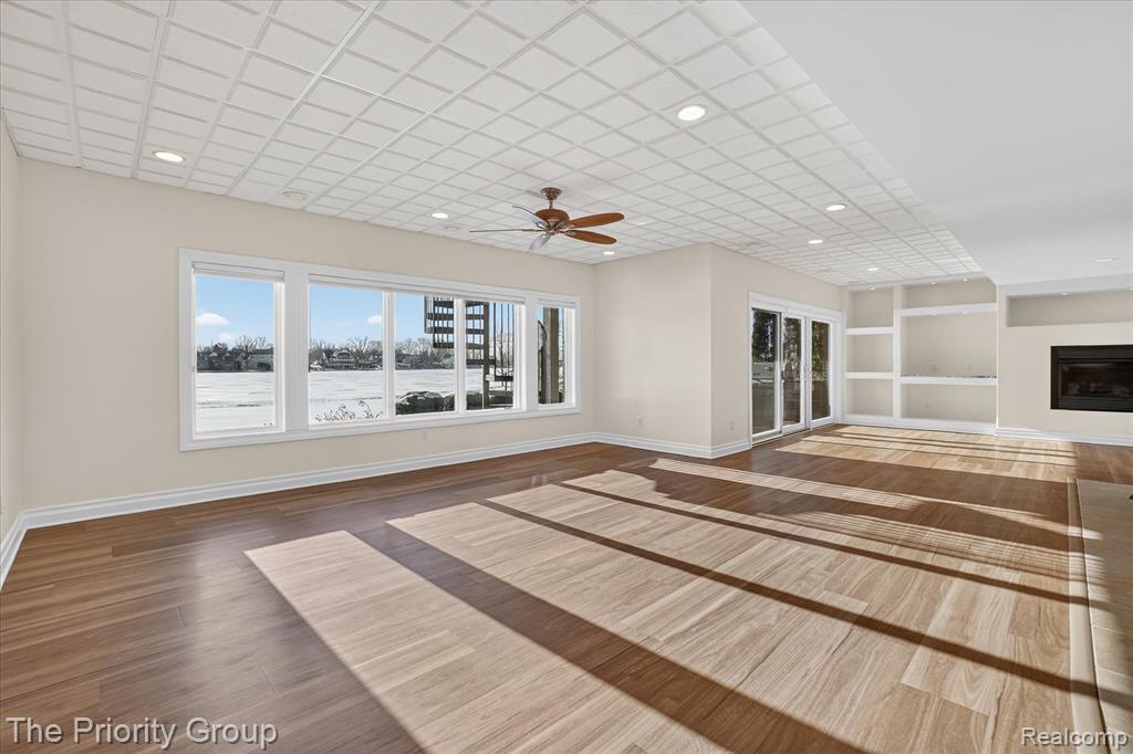 11467 Bay Shore Drive, Fenton, MI, 48430