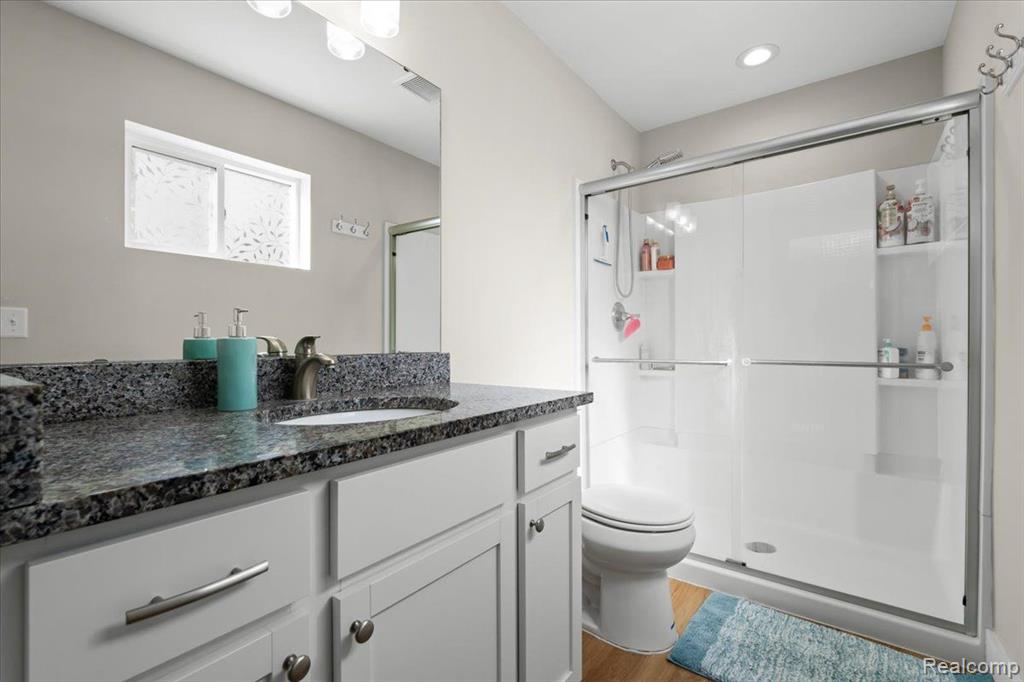 401 CHEROKEE Bend, Howell, MI 48843 — Photo 13