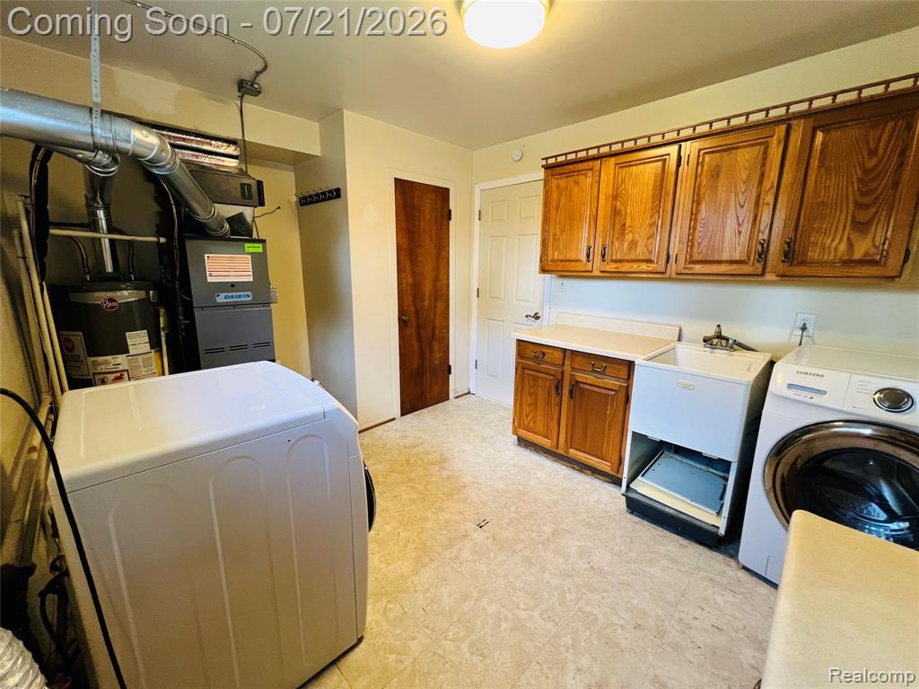 747 JAMAICA Drive, Troy, MI 48083 — Photo 22