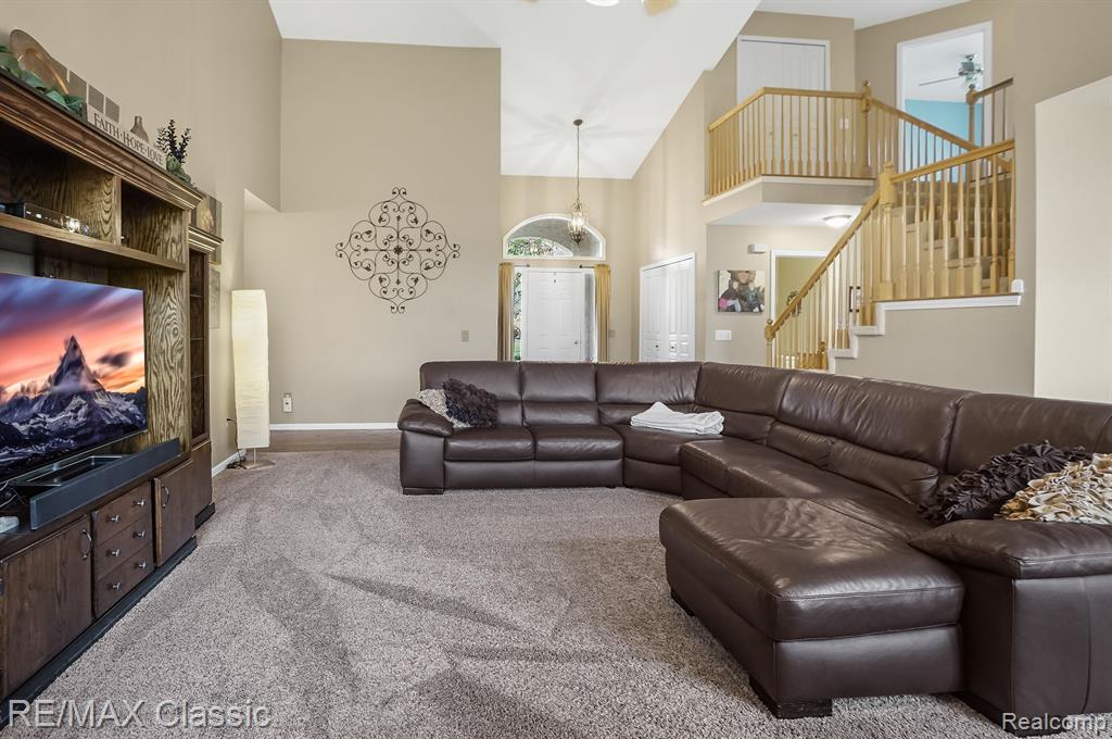 5924 LOVEWOOD Court, Canton, MI 48187 — Photo 13