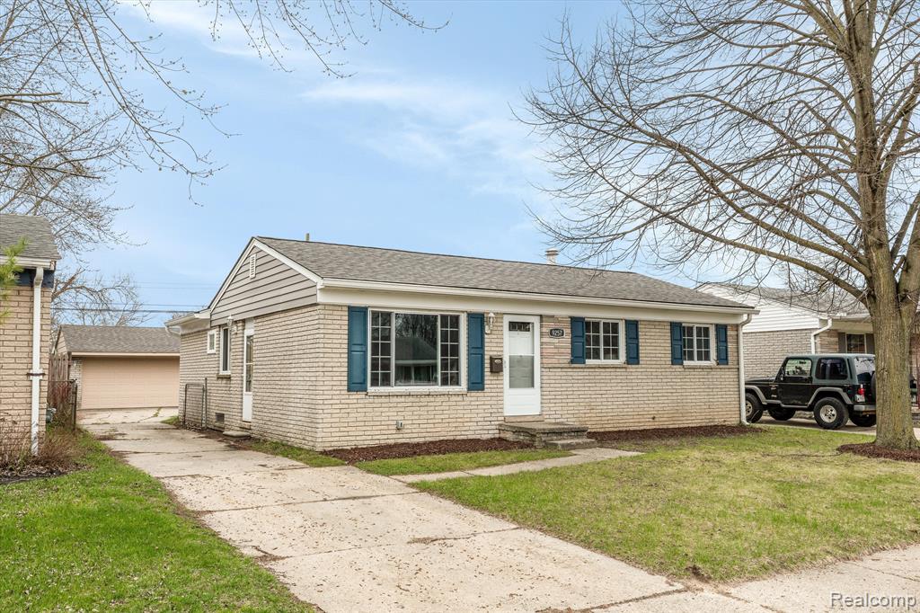 9257 WASHINGTON Street, Romulus, MI 48174 — Photo 3
