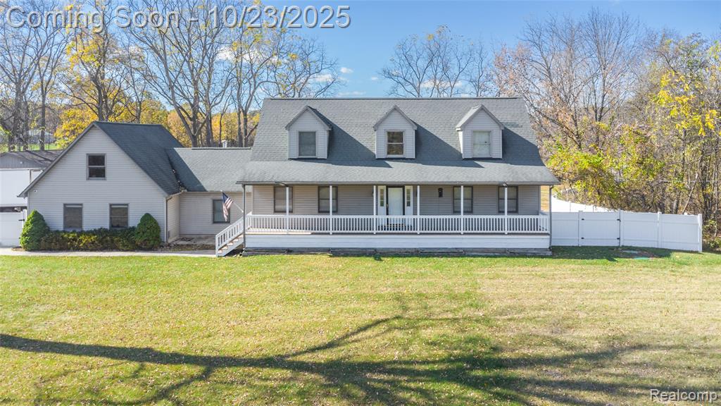 485 N Hadley Road, Ortonville, MI 48462 — front exterior