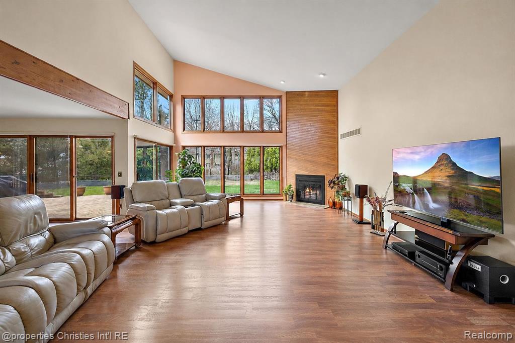 4566 Walden Drive, Bloomfield Hills, MI 48301 — Photo 9