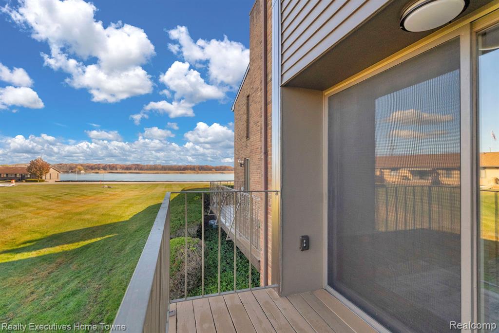 2500 River Apt 55 Road, 55, Marysville, MI 48040 — Photo 25
