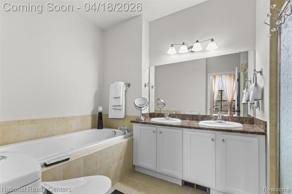 43651 Cherrywood Lane, Canton, MI 48188 — Photo 22
