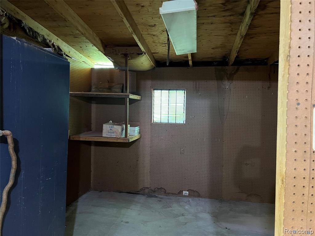3918 Whitney Avenue, Flint, MI 48532 — Photo 24