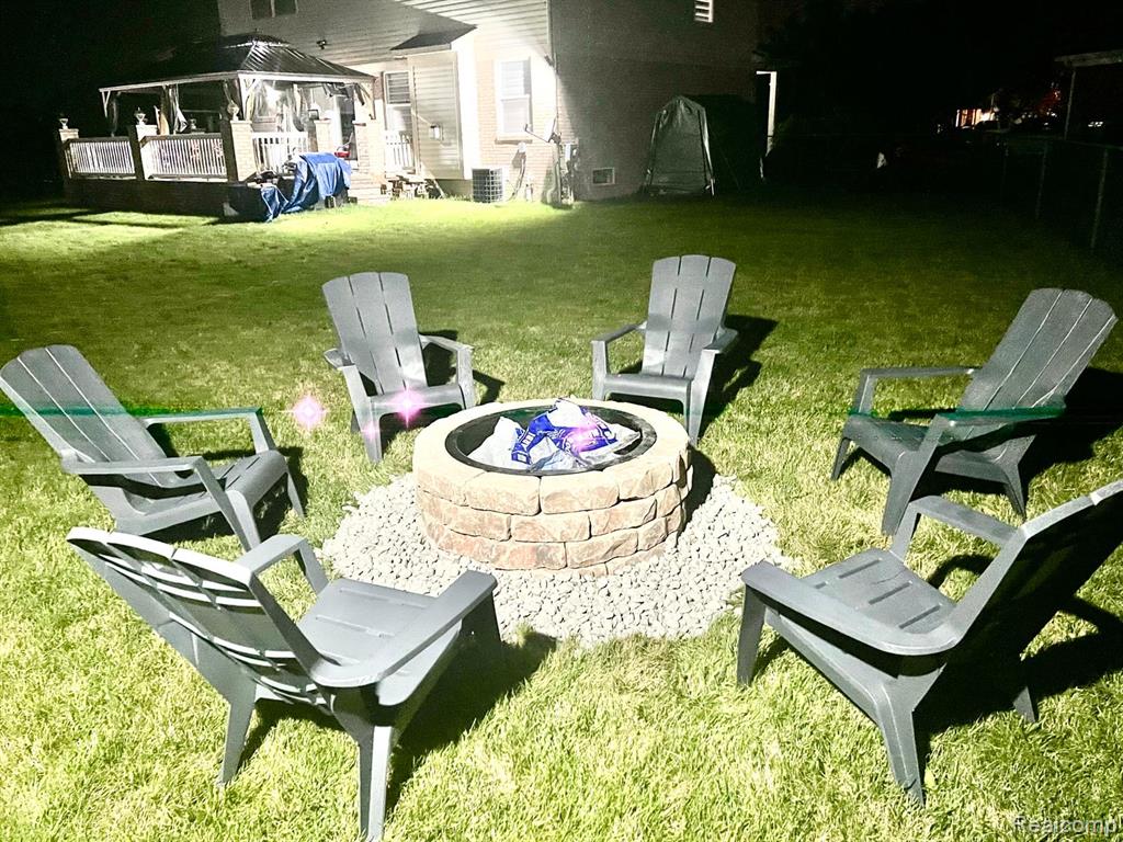 26263 Oakley Court, Brownstown, MI 48174 — Photo 29