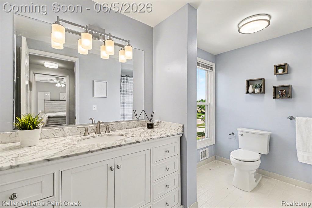 4447 Bentley Drive, Troy, MI 48098 — Photo 18