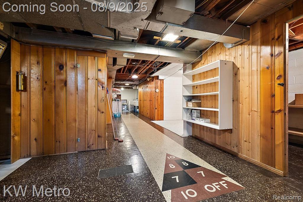 18241 Dunblaine Avenue, Beverly Hills, MI 48025 — Photo 68