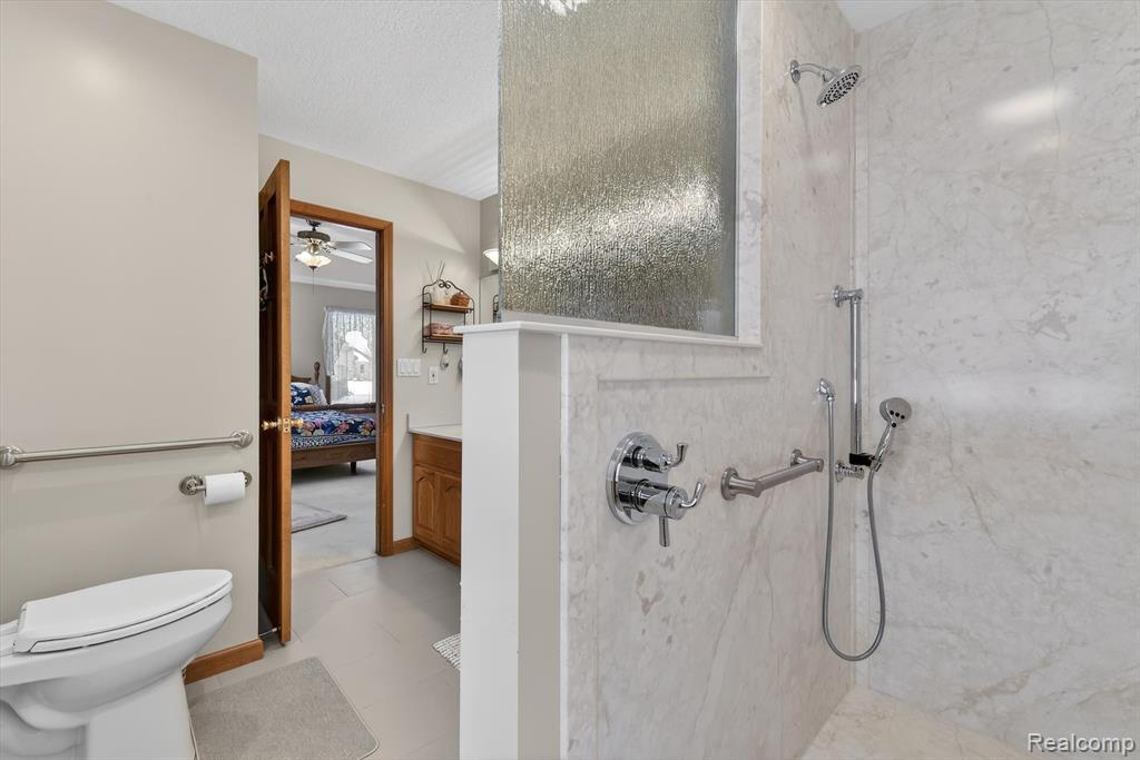 32874 Liparoto Drive, Rockwood, MI — Photo 21