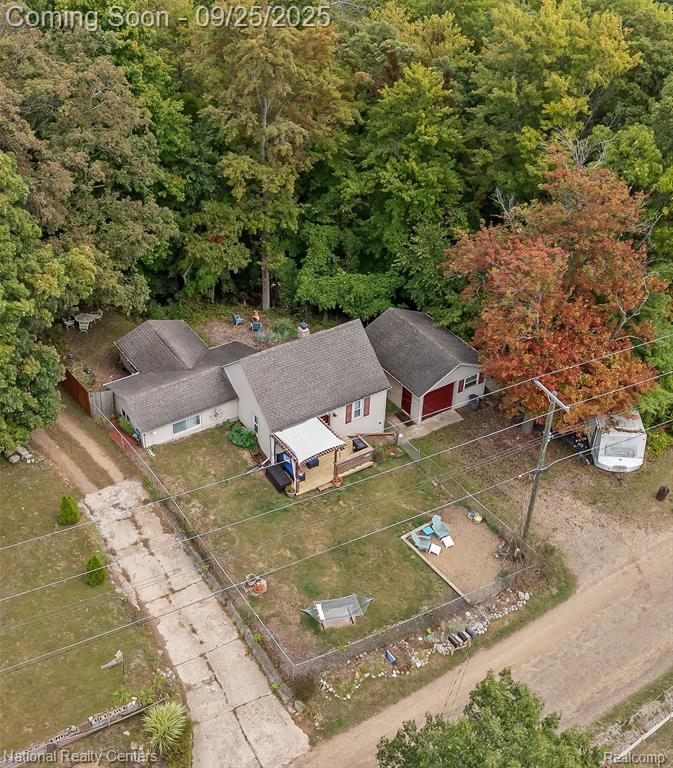 1136 Lakeshore Drive, Columbiaville, MI 48421 — Photo 5