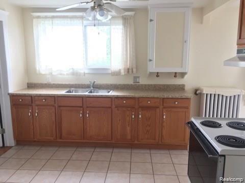 629 Elm Street, Wyandotte, MI 48192 — Photo 9