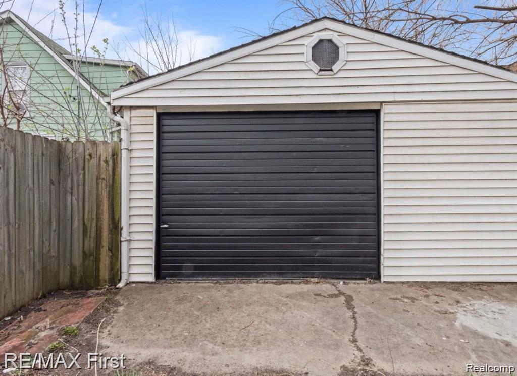 87 E PLEASANT Street, River Rouge, MI 48218 — Photo 6
