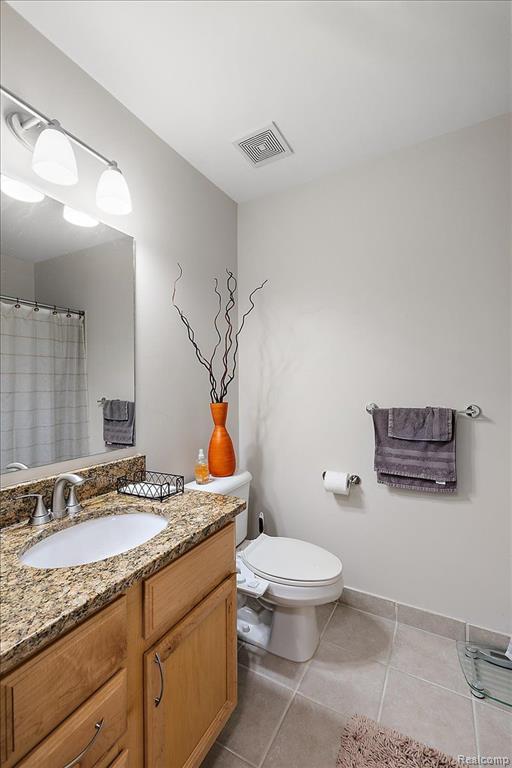 14204 ADRI Circle, Walled Lake, MI 48390 — Photo 9