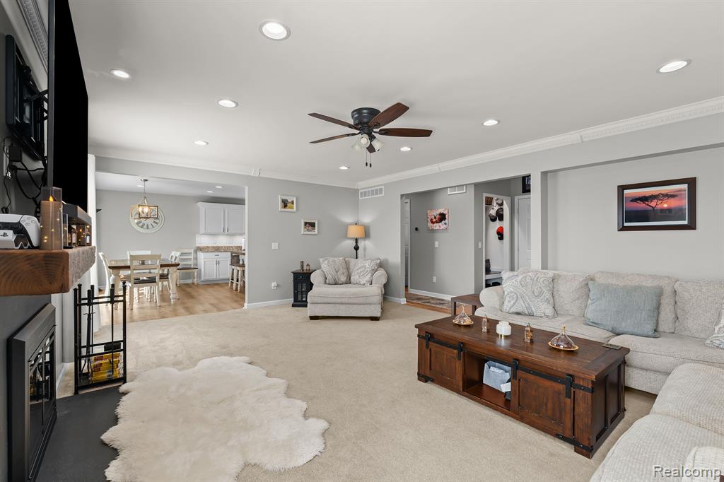 4201 JUDITH Court, Linden, MI 48451 — Photo 8