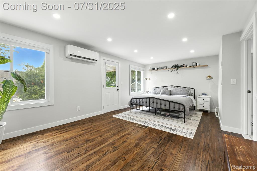910 Maplegrove Avenue, Royal Oak, MI 48067 — Photo 20