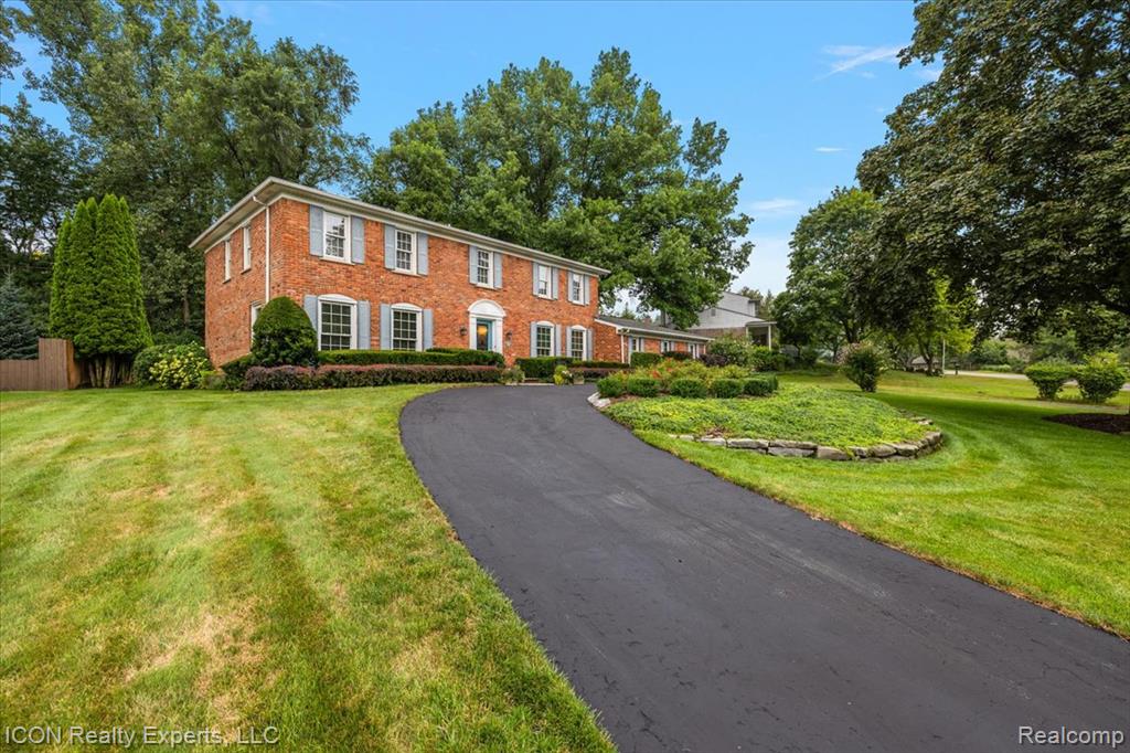 746 Birch Tree Lane, Rochester Hills, MI 48306 — Photo 3