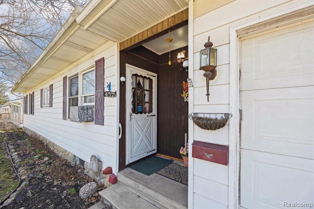 432 E FRANK Street, Fowlerville, MI 48836 — Photo 9