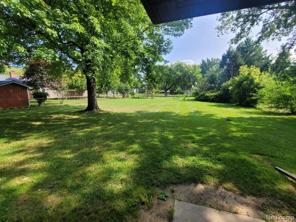 4541 HEPBURN, Saginaw, MI 48603 — Photo 17