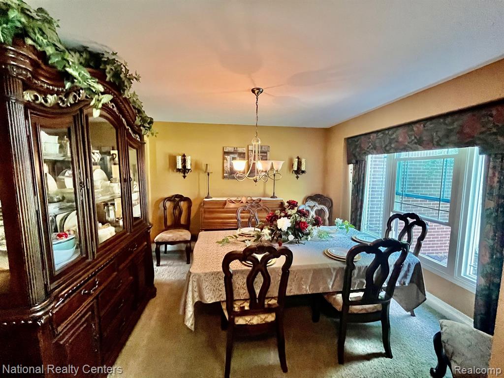 4952 STILLMEADOW Drive, Howell, MI 48843 — Photo 8