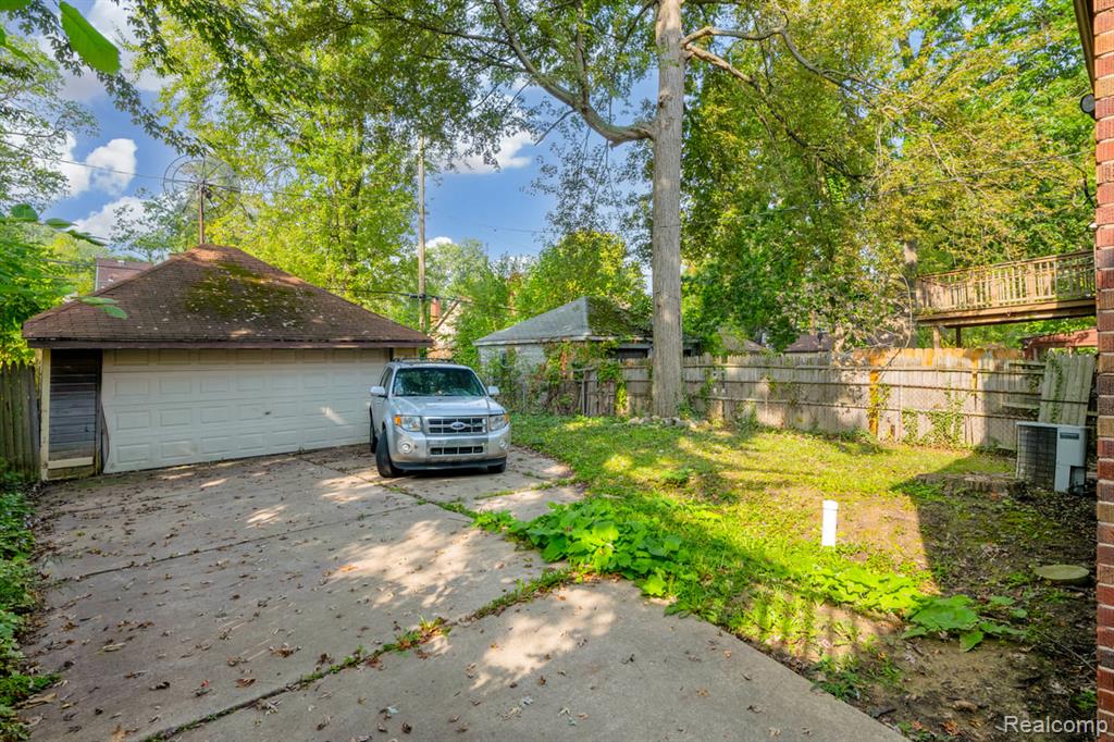 5935 Bishop Street, Detroit, MI 48224 — Photo 25