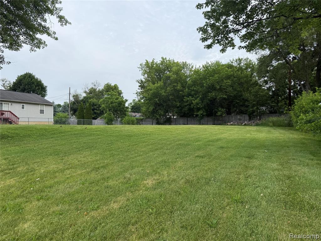 69 E Ann Arbor Avenue, Pontiac, MI 48340 — Photo 5