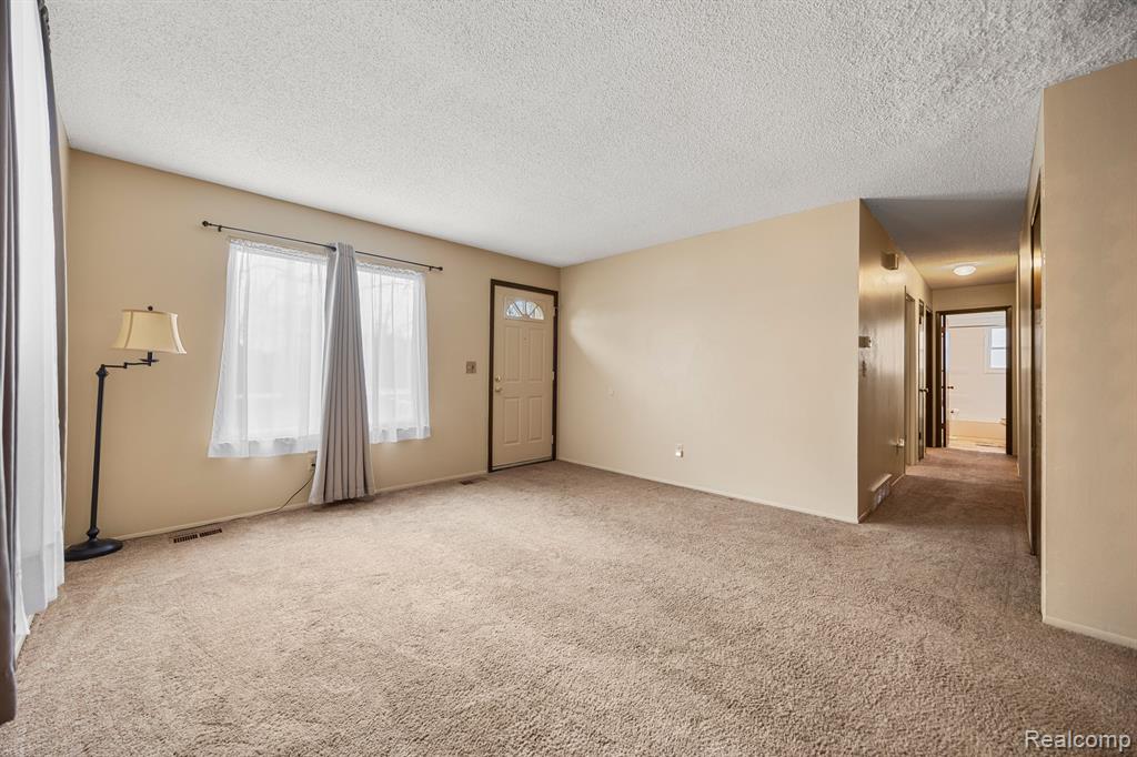 63325 Place Road, Lenox, MI 48050 — Photo 6