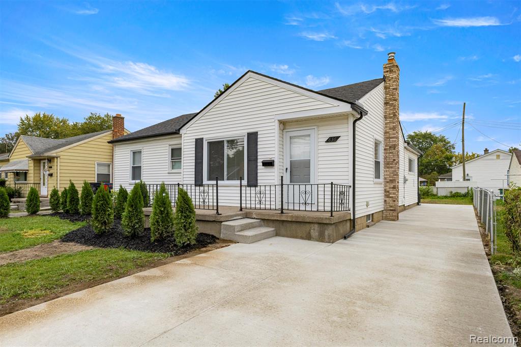 836 Garden Street, Garden City, MI — Photo 44