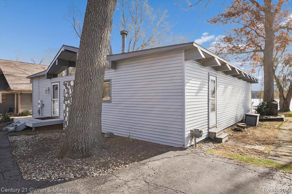 2662 Vineyard Lane, Brooklyn, MI 49230 — Photo 8