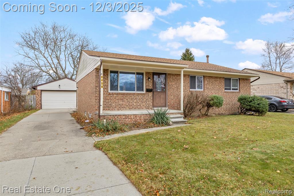 8456 Robindale Avenue, Dearborn Heights, MI 48127 — Photo 2