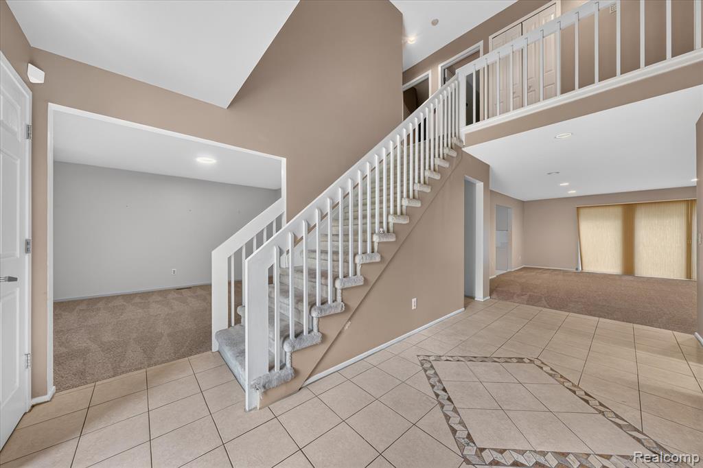 6153 Pickwood Drive, West Bloomfield, MI — Photo 4