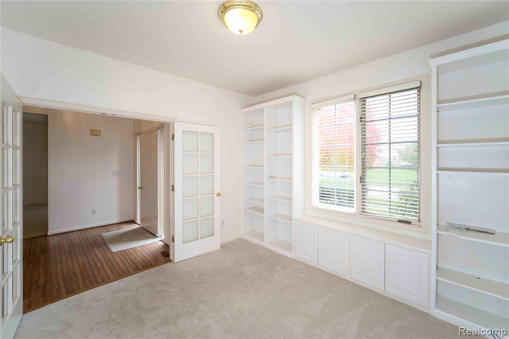 6169 Valley View Drive, Canton, MI 48187 — Photo 7