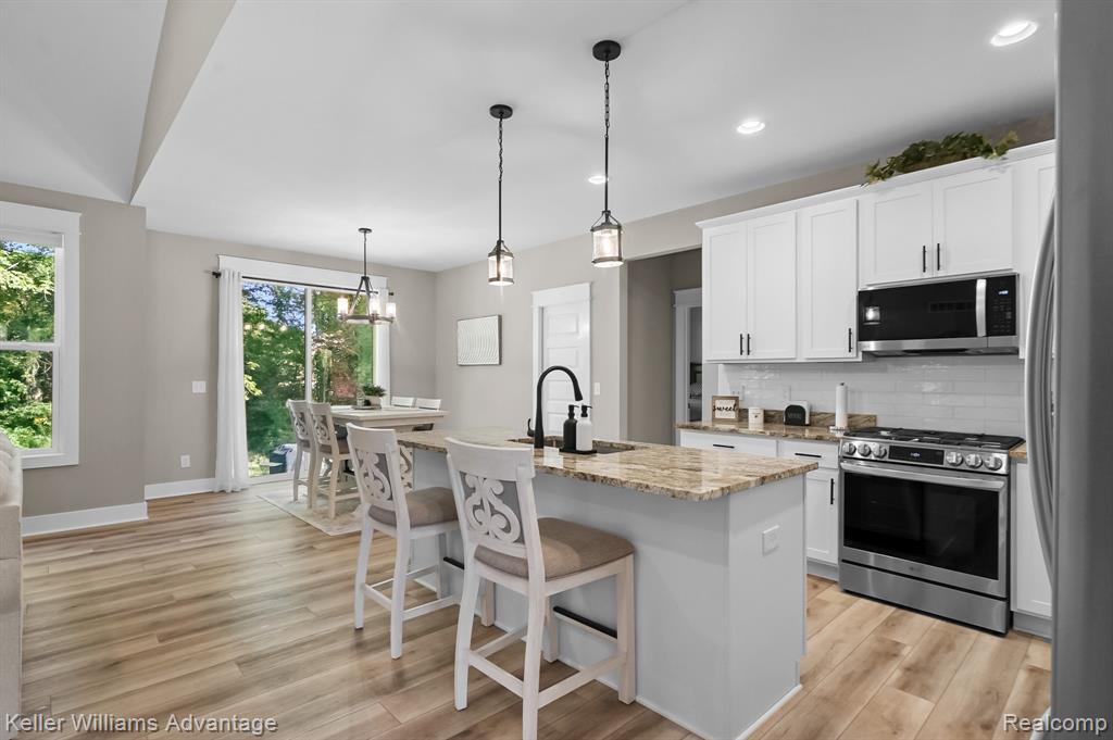 9975 Havendale Drive, Brighton, MI 48114 — Photo 11