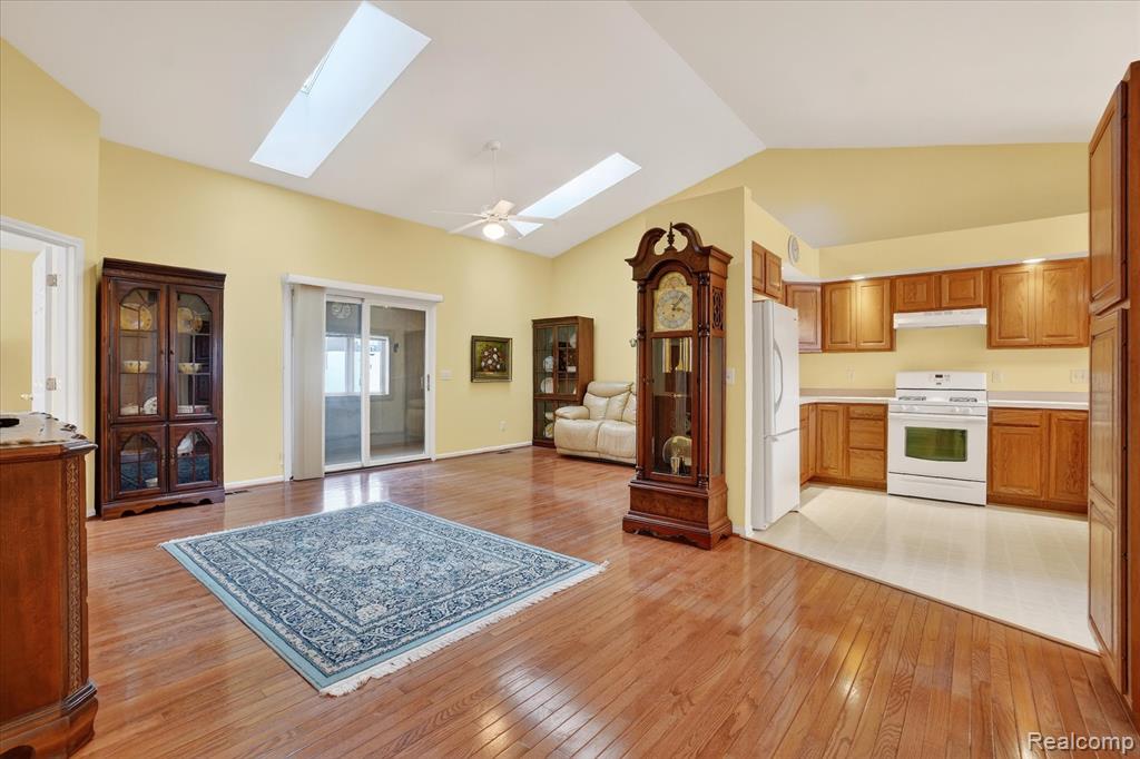 174 Addison Circle, 19, Fowlerville, MI 48836 — Photo 13