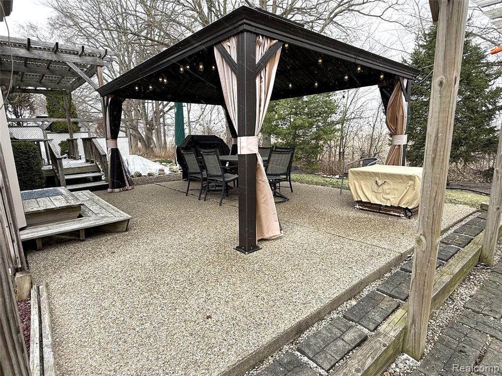 9328 Olde Hickory Lane, Newport, MI 48166 — Photo 34
