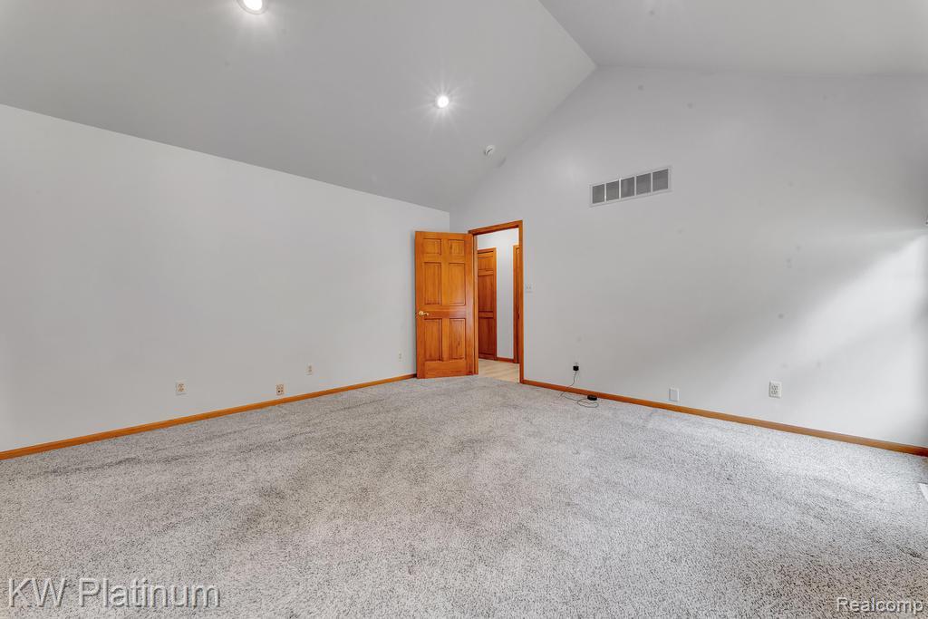 4626 Glenalda Drive, Clarkston, MI — Photo 22