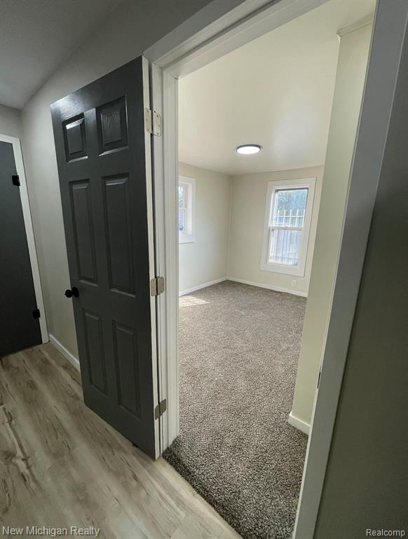 4262 W COURT Street, Flint, MI 48532 — Photo 10