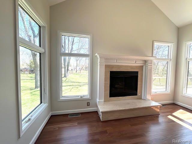 599 WILLARD Avenue, Rochester Hills, MI 48307 — Photo 9