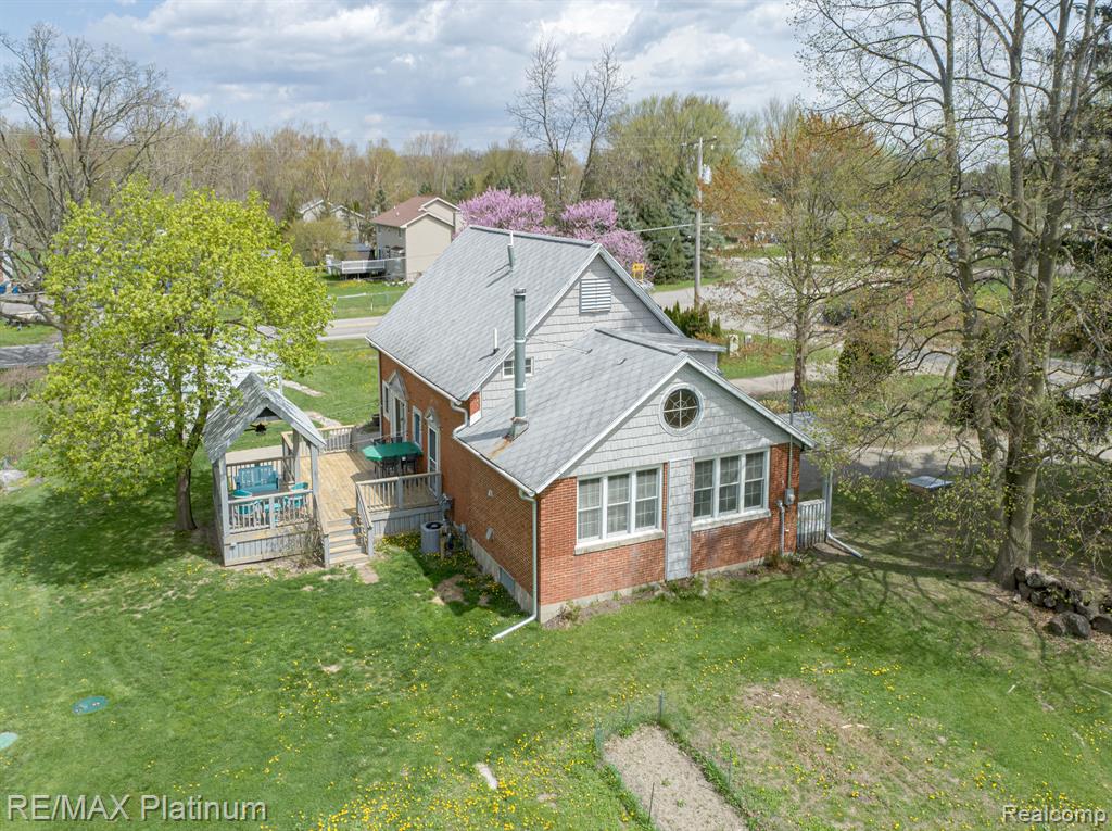 4015 BENNETT LAKE Road, Fenton, MI 48430 — Photo 41