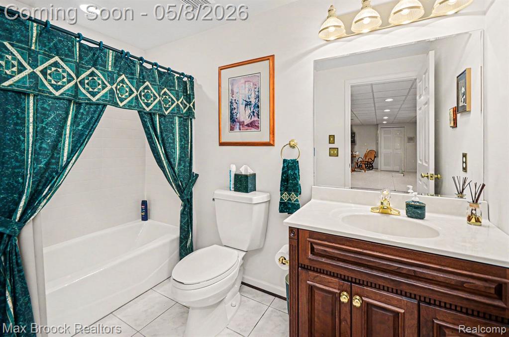 5824 Clearview Drive, Troy, MI 48098 — Photo 40