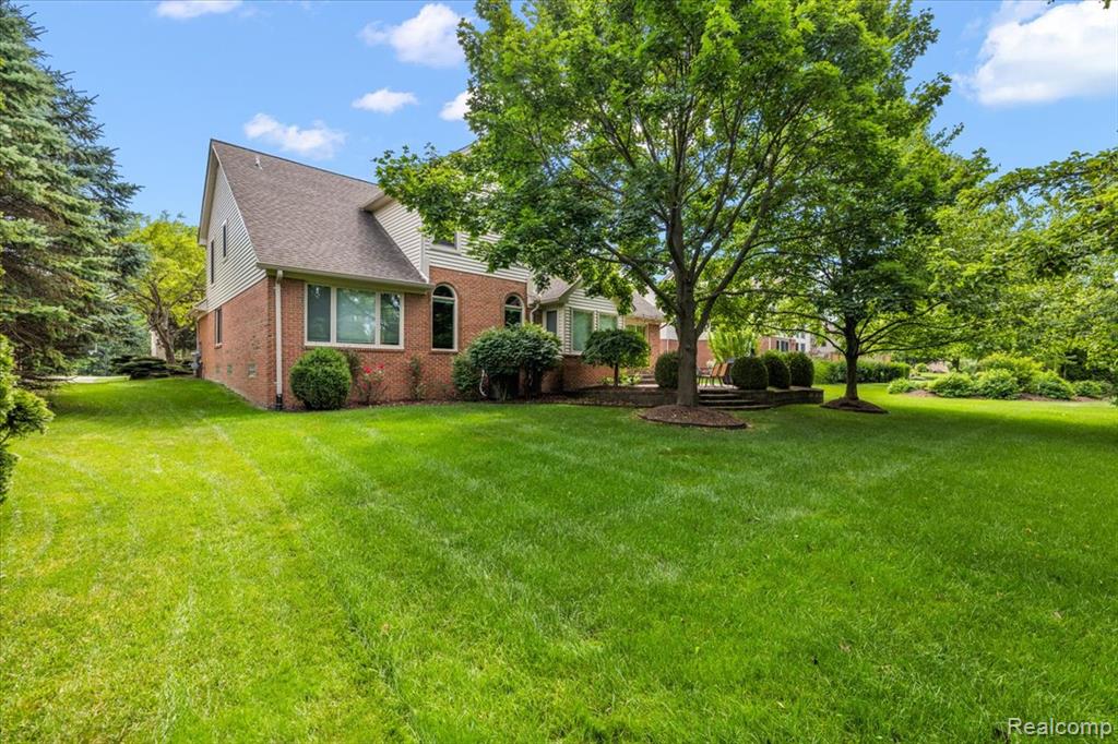 6591 Tree Knoll Drive, Troy, MI 48098 — Photo 59