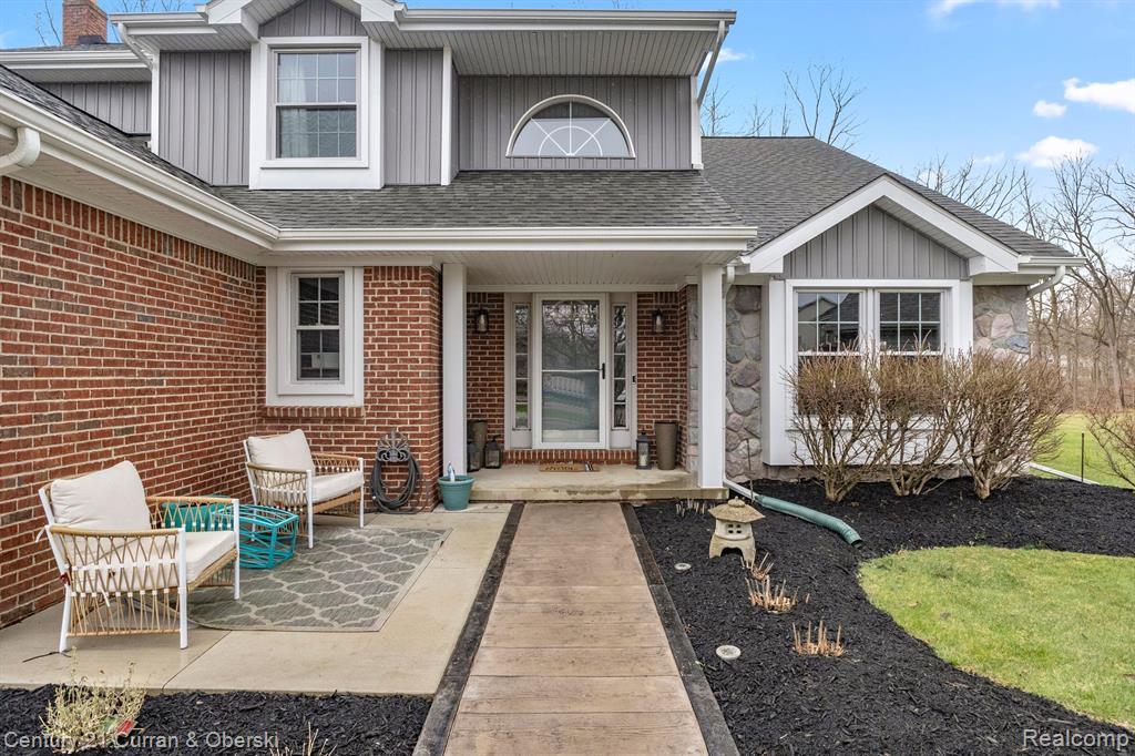 42745 LEDGEVIEW Drive, Novi, MI 48377 — Photo 3