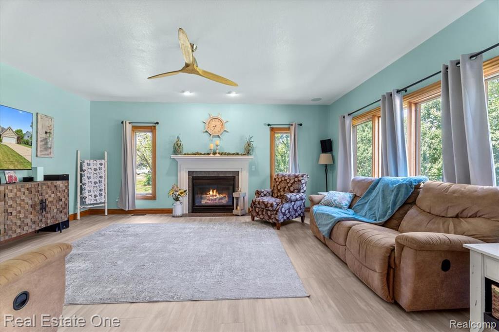 4261 Brest Road, Newport, MI 48166 — Photo 13