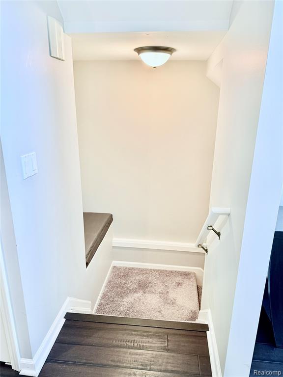 7288 Simsbury Dr. Drive, 24, West Bloomfield, MI — Photo 23