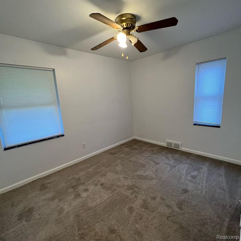 6592 ROBINSON Avenue, Allen Park, MI 48101 — Photo 9